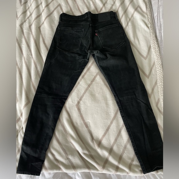 Loved, in Great Condition, Women’s Levi’s 512 Straight Cut Jeans in Black 30x30 - Picture 5 of 13